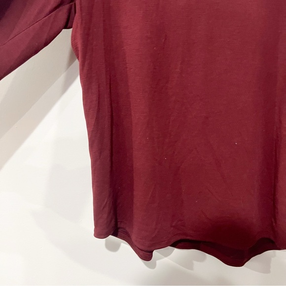 Men’s Lululemon Conflux Long SleeveShirt in Deep Ruby - Picture 5 of 10